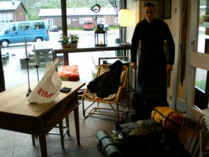 Broen doing final preparations at Haugastøl